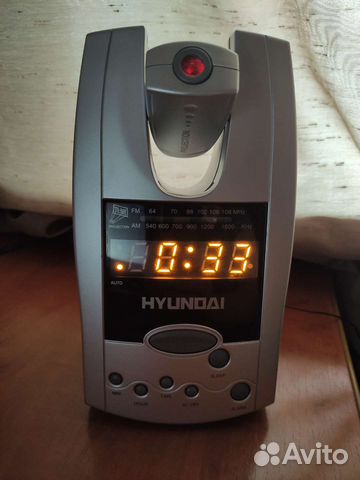 Радиобудильник-часы Hyundai H-1506