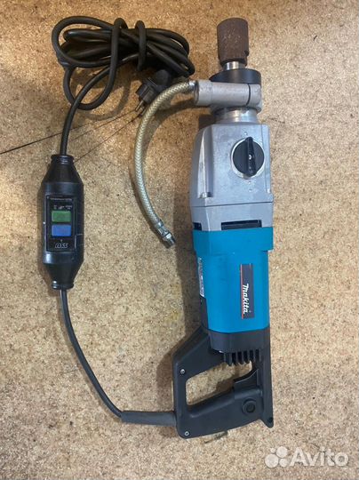 Дрель алмазного сверления Makita