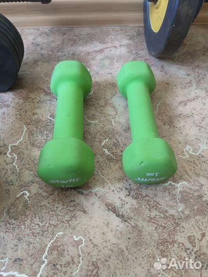Штанга 20 кг гантели 1 кг 4 кг 7 кг