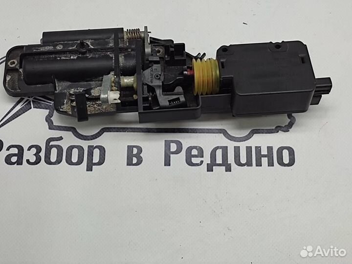 Ручка открытия багажника w163 ML-class 612.963