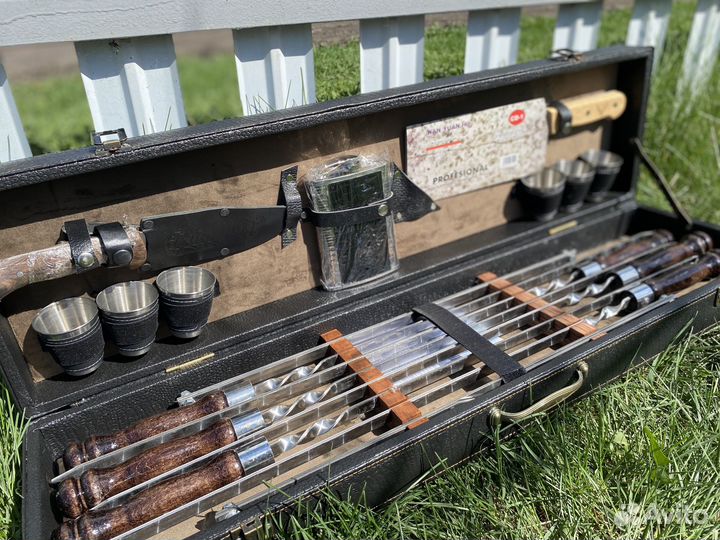 Набор шампуров в чехле с посудой