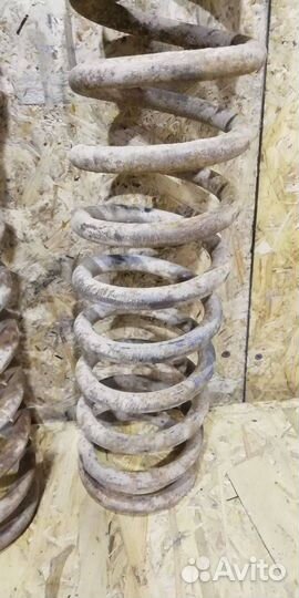 Пружины задние (комплект) Mercedes-Benz 190 1992