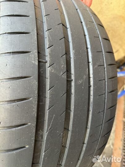 Michelin Pilot Sport 4 S 255/35 R21