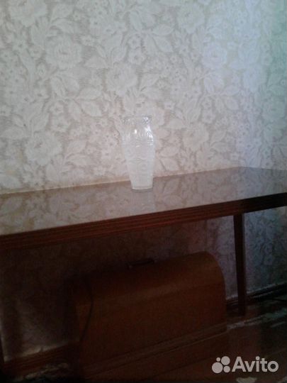 Стол-тумба, журнальный стол