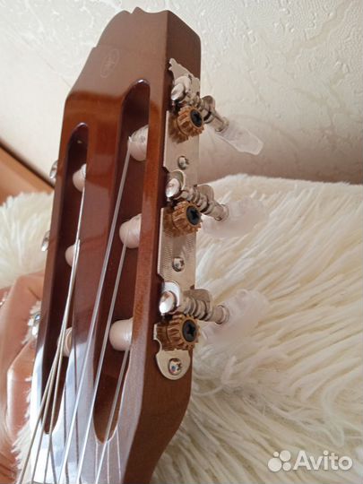 Гитара Yamaha c40