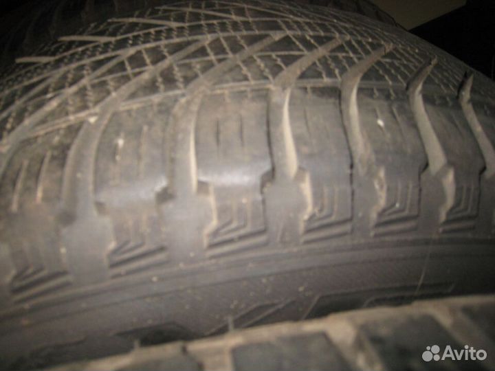 Goodyear Vector 4Seasons 235/55 R17