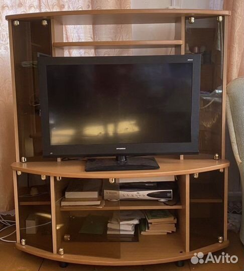 Тумба под телевизор