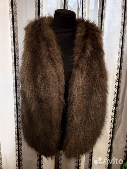 Жилет меховой,48-50 р