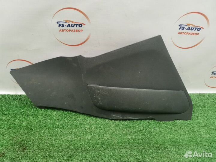 Пластик салона левый Chevrolet Cruz седан 1.6