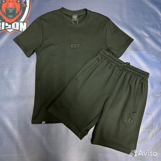 Комплект шорты и Футболка Gap
