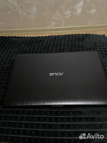 Ноутбук asus R540UA-DM3202T