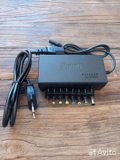Блок питания для ноутбуков универсальный