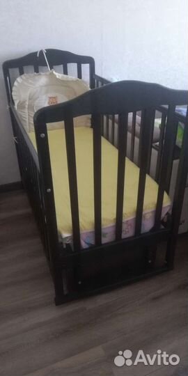 Детская кроватка