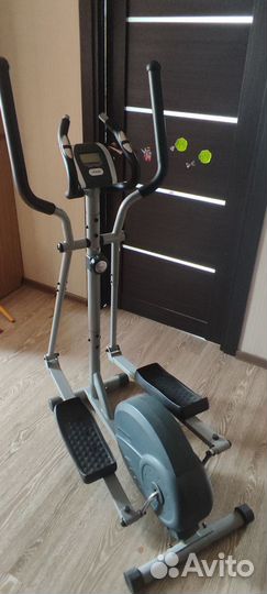 Эллиптический тренажер torneo