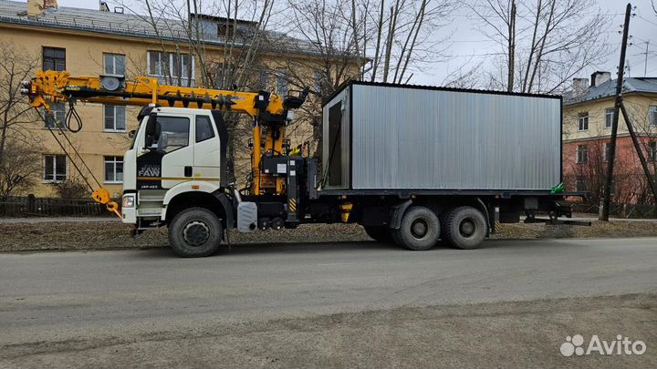 Аренда и услуги манипулятора-вездехода, стрела 7.6