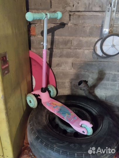 Самокат Barbie