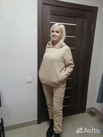 Костюм женский