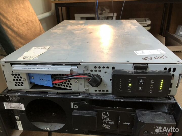 Apc smart Ups sua2200rmi2u