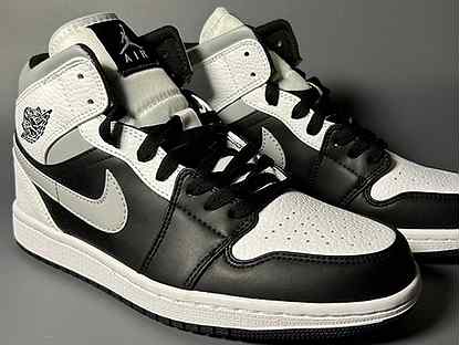 Кроссовки Nike Air Jordan 1 Black White Люкс