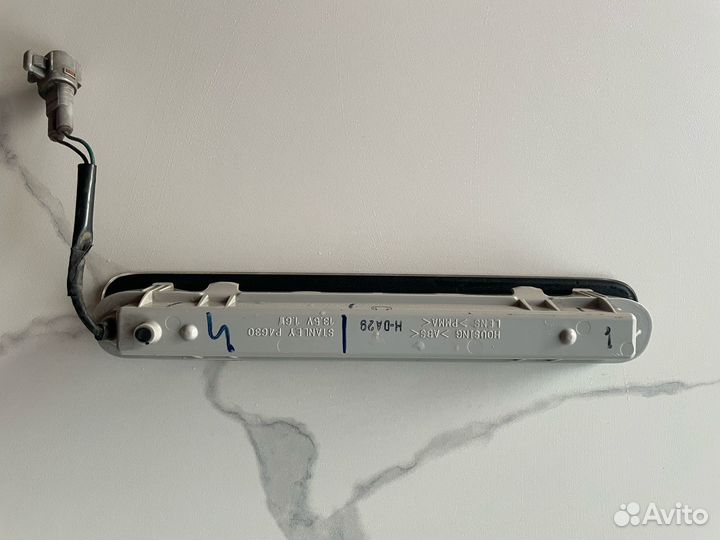 Задний стоп сигнал