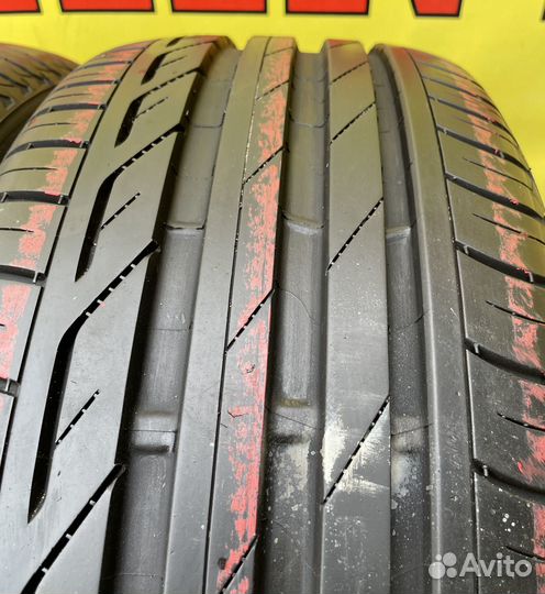 Bridgestone Turanza T001 215/45 R17 87W