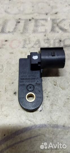 Датчик включения стопсигнала VW Passat (B7) 2011