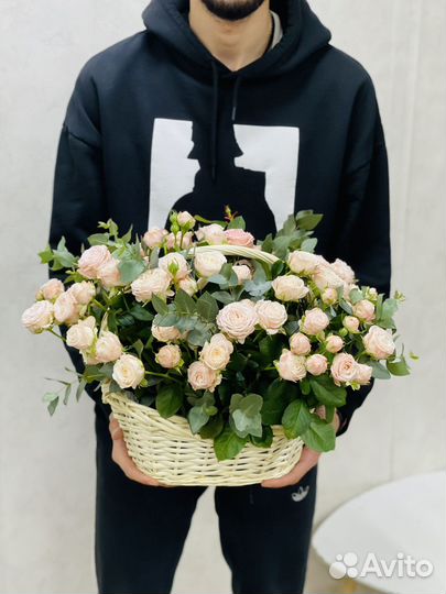 Букеты из 101 розы, 51 розы, 25 роз с доставкой