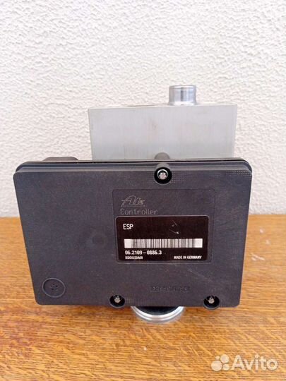 Блок управления ABS Nissan Pathfinder