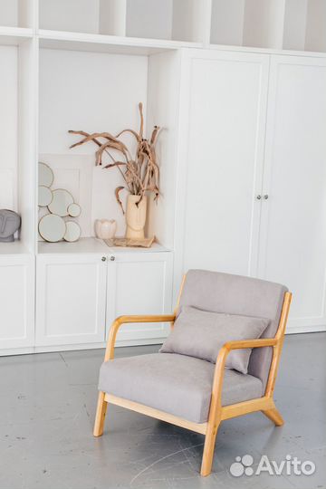 Кресло для гостиной