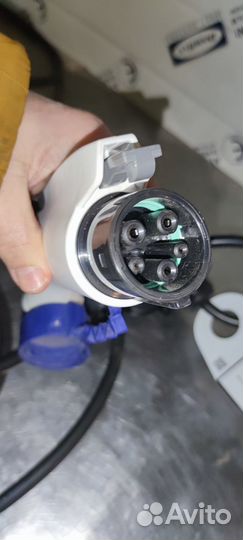 Продам оригин японское зарядное для электромобилей