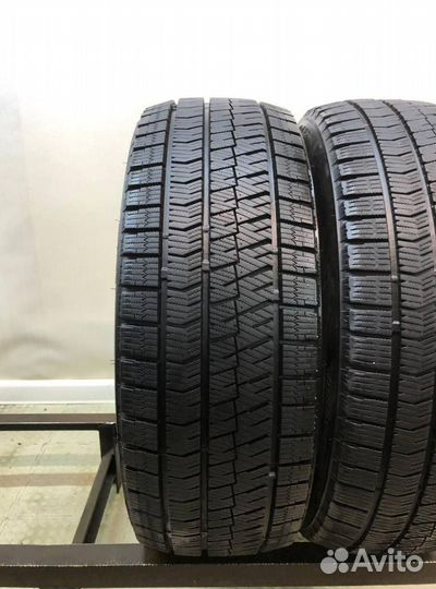 Bridgestone Blizzak VRX 225/45 R18 100Z