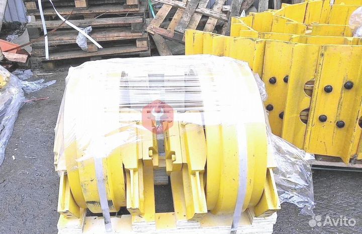 Ленивец Volvo EC140B SA1081-04000