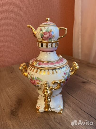 Сувенир самовар гжель