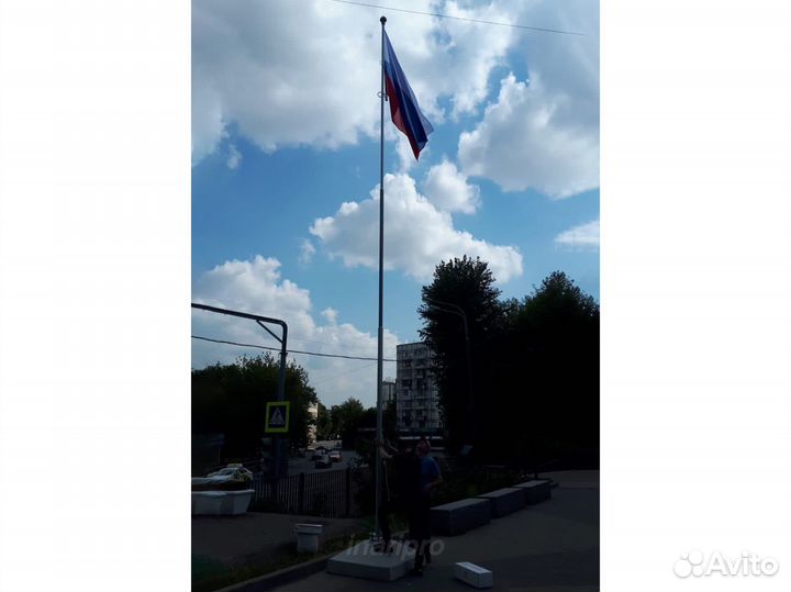 Флагшток 7 м, с закрытым механизмом, анод.алюм