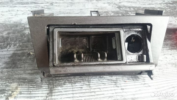 Пепельница торпеды в сборе Mercedes-Benz W202