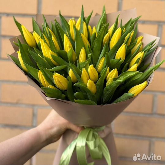 Тюльпаны желтые доставка цветов