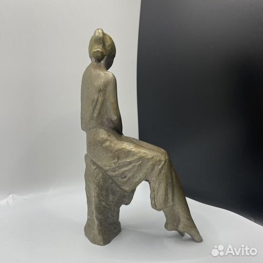Статуэтка сидящая балерина силумин СССР (Сзр)