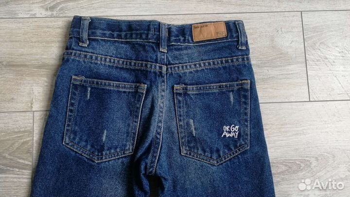 Джинсы на мальчика новые 116-122