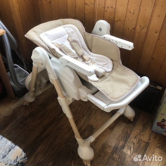 Кресло для кормления Capella со столиком