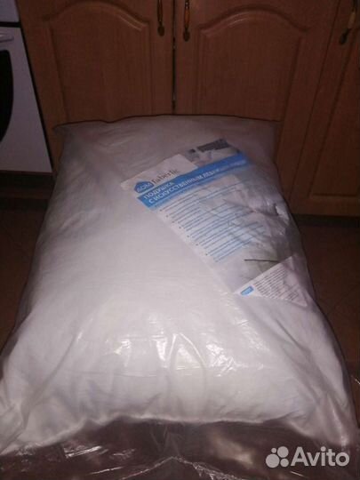 Подушка с искусственным лебяжьим пухом(фаберлик)