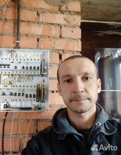 Электрик. Услуги электрика в быту