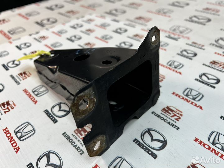 Кронштейн подрамника левый Mazda 6 GJ 2012-2018