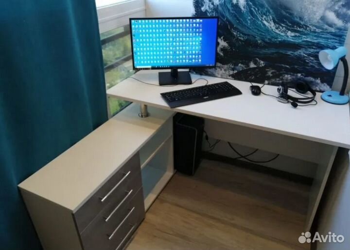 Стол письменный от производителя в наличии