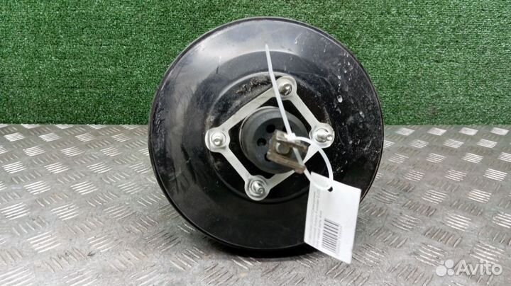 Вакуумник тормозной Subaru Forester