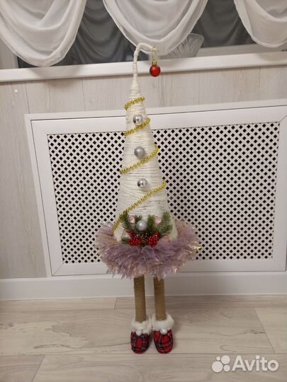 Новогодний декор.Ёлка топотушка