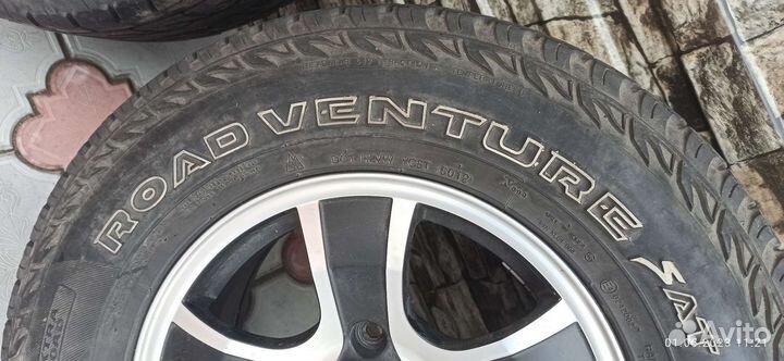 Kumho Road Venture SAT KL61 245/70 R16