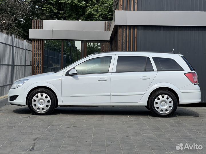 Opel Astra 1.3 МТ, 2008, 298 745 км