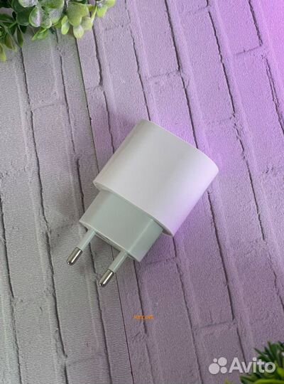 Адаптер на iPhone