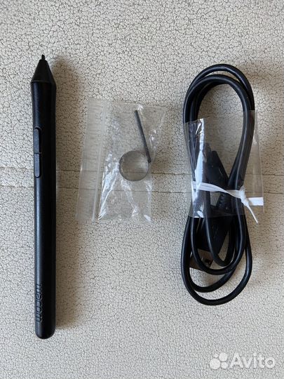 Графический планшет One by Wacom CTL-672-N