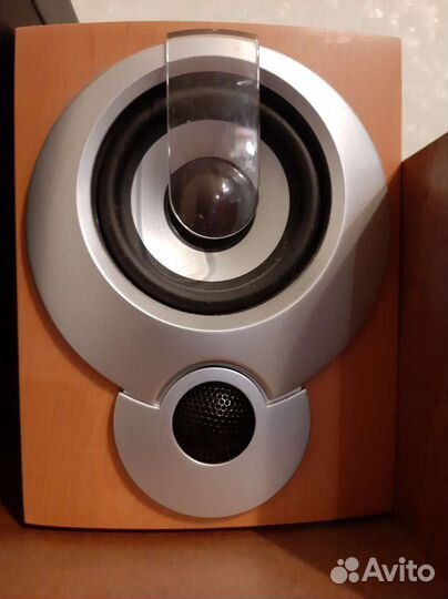 Сабвуфер и колонки sven